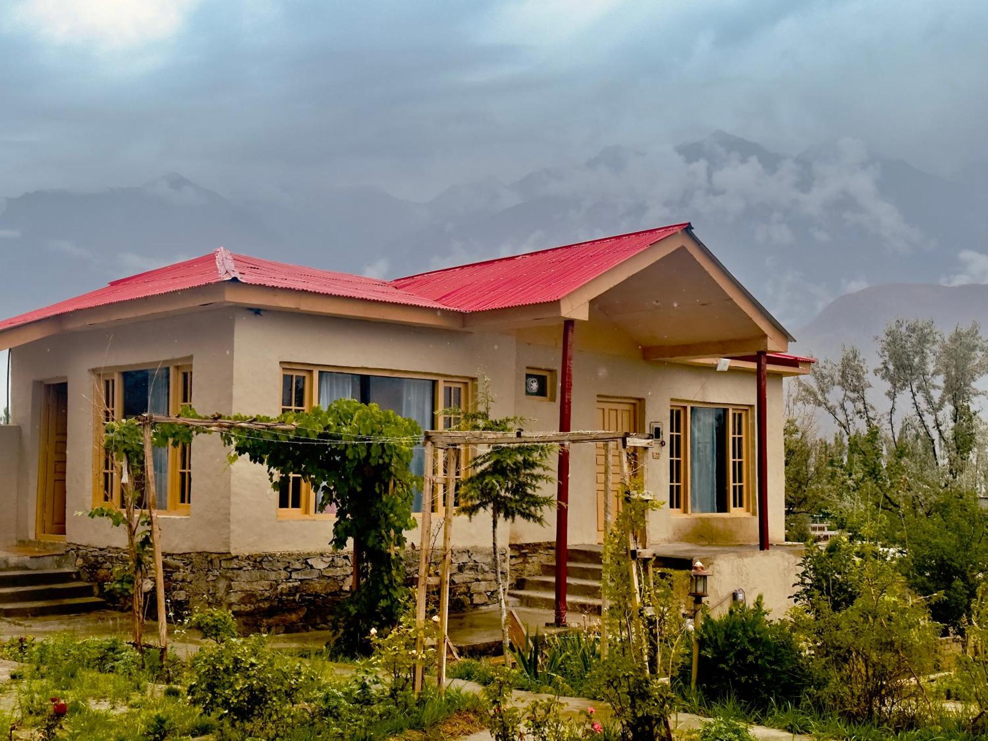 Orgventure Resorts Скарду Екстер'єр фото